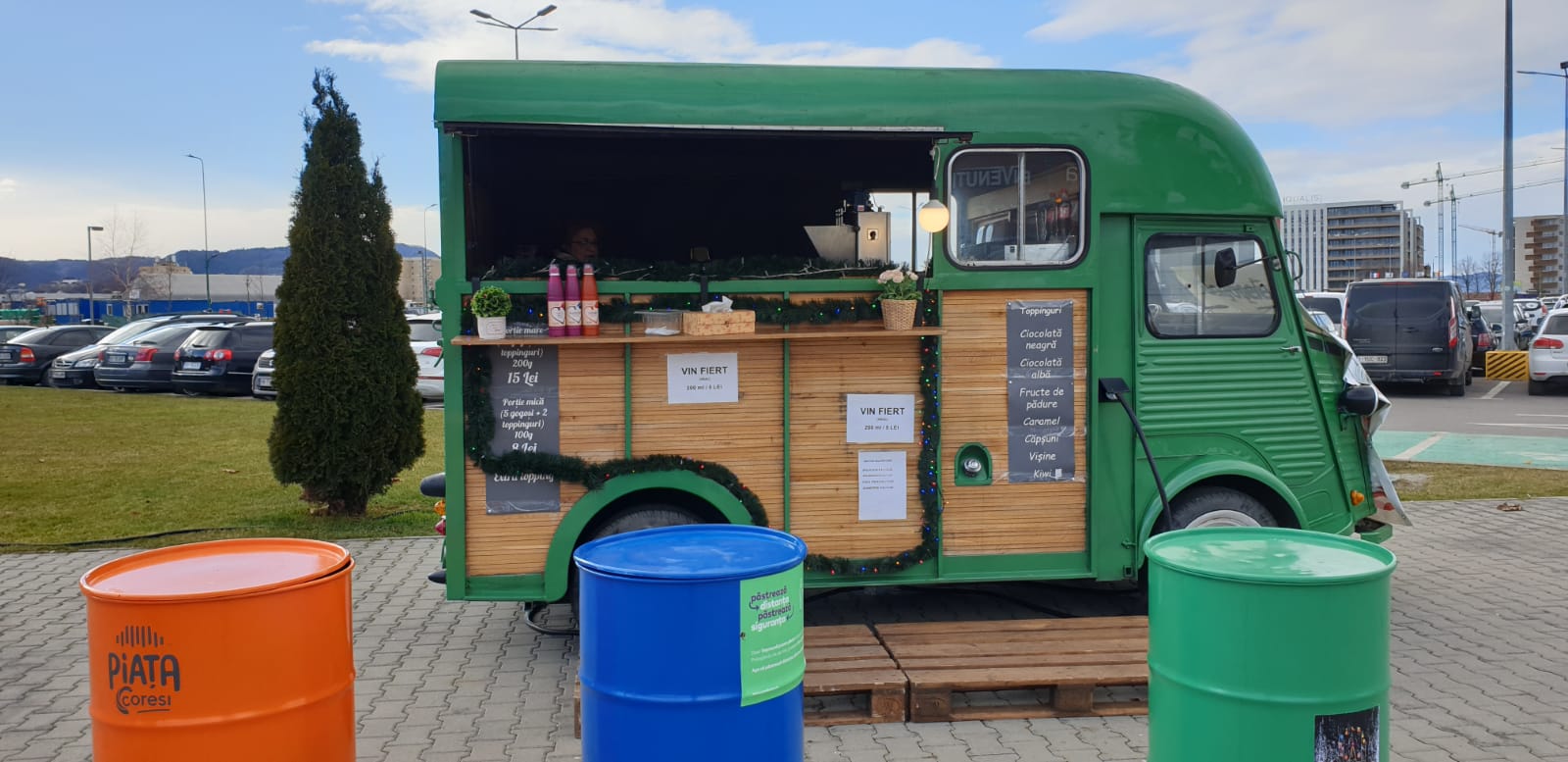 Descoperă căsuța cu vin fiert aromat de la #IarnaRock Coresi!
